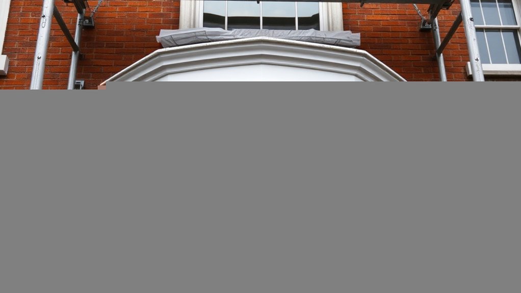 Bay Windows Grove Park
